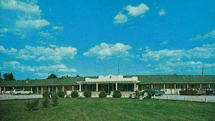 Star Motel - Old Postcard View